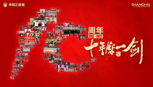 骨感美；亚历山大·安布罗休（Alessandra Ambrosio 《哥斯拉》首映 90后“海扁王”携47岁妻子出席 2014-05-12 当地时间5月11日，英国伦敦，电影《哥斯拉》举行首映礼，该片主演“老白”布莱恩·科兰斯顿、亚伦·泰勒-约翰逊、伊丽莎白·奥尔森共同出席。
