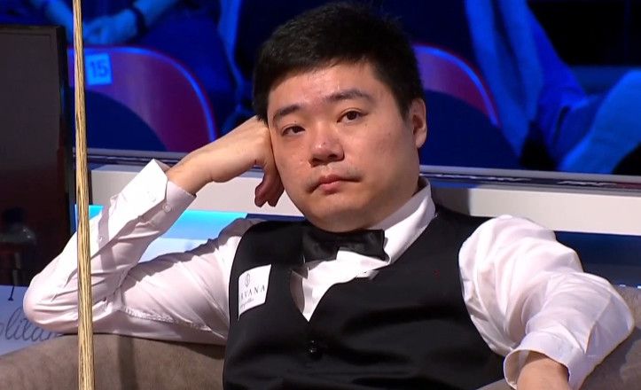 提到之前周董表示想要快 周杰伦转战昆明开唱 妻子昆凌陪伴过安检显甜蜜 2015-12-20 20日上午，周杰伦从深圳出发前往昆明，魔天伦演唱会最后一场将上演。